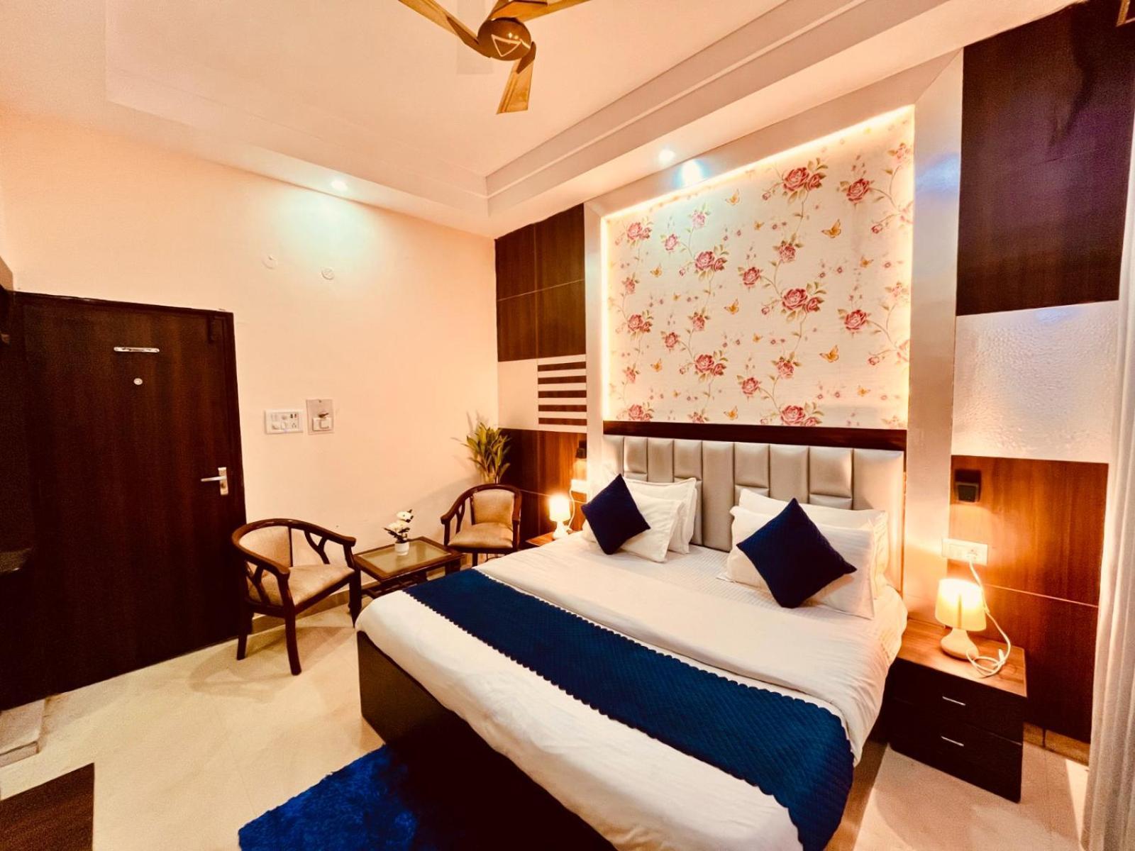 Hotel Ramawati Near Ganga Ghat Haridwār Exterior foto