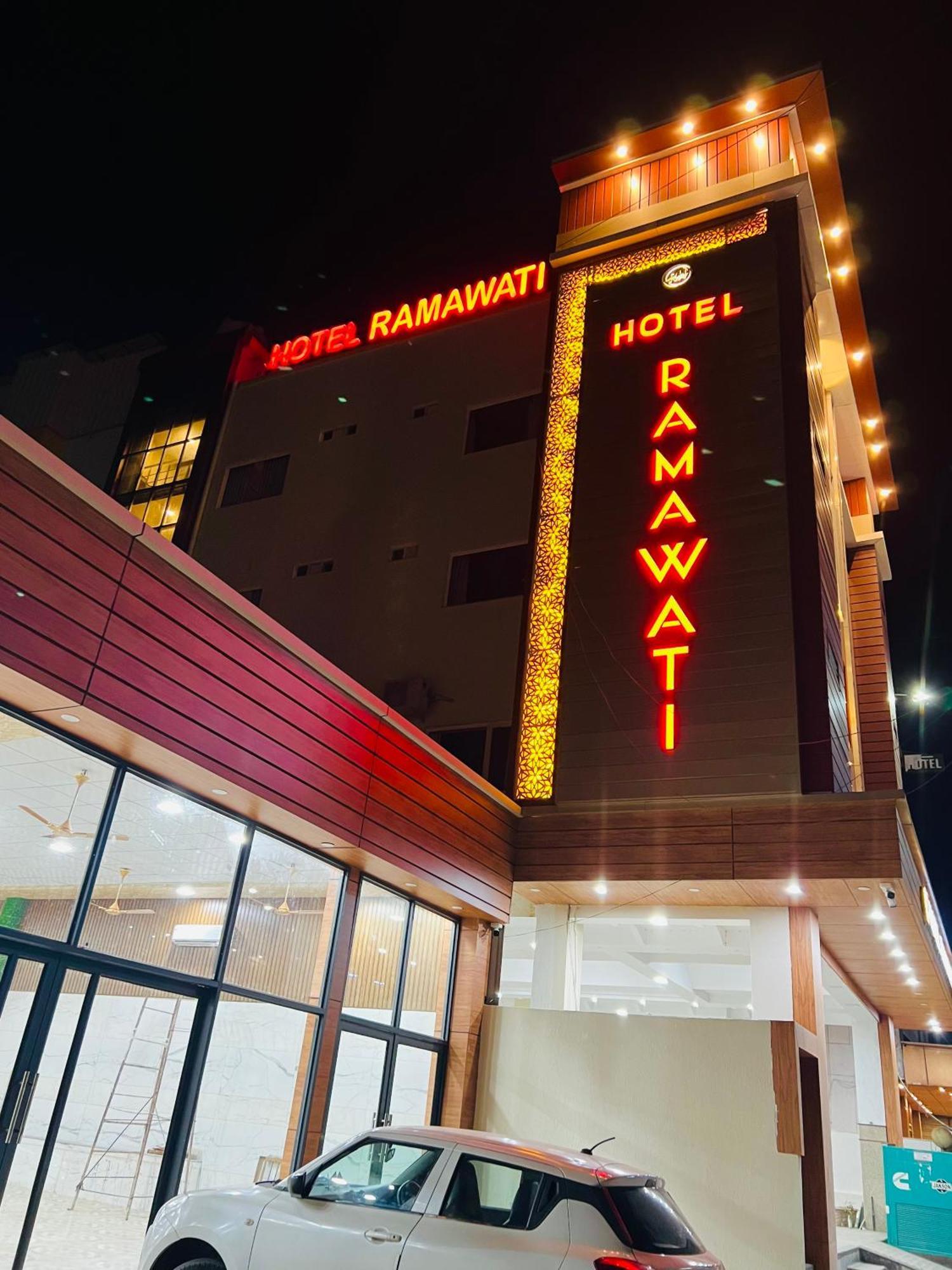Hotel Ramawati Near Ganga Ghat Haridwār Exterior foto